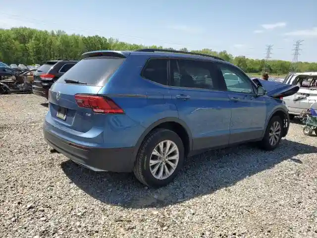 3VV1B7AX3JM028653 2018 VOLKSWAGEN TIGUAN-2