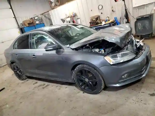 3VWLA7AJ3FM325707 2015 VOLKSWAGEN JETTA-3
