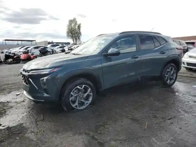 KL77LHEP2SC226968 2025 CHEVROLET TRAX-0