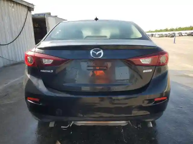 3MZBN1V38JM245479 2018 MAZDA 3-5