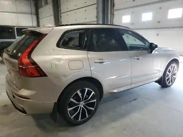 YV4M12RC2S1029162 2025 VOLVO XC60 PLUS-2