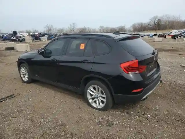 WBAVL1C57FVY36021 2015 BMW X1-1