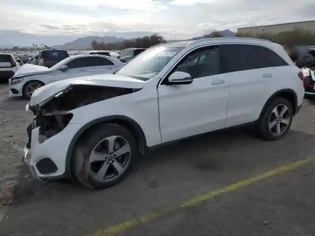 WDC0G4JB1KF588004 2019 MERCEDES-BENZ GLC-CLASS-0