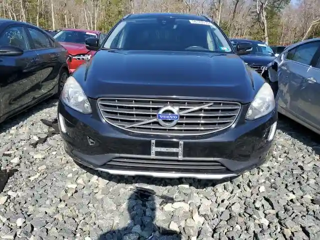 YV4612RK6G2783585 2016 VOLVO XC60-4