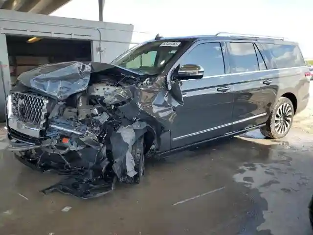 5LMJJ3TG7REL07346 2024 LINCOLN NAVIGATOR-0