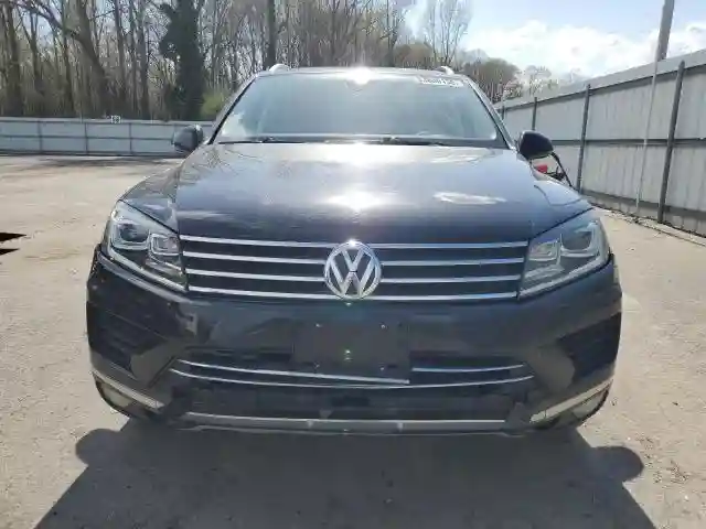 WVGEF7BP9HD004779 2017 VOLKSWAGEN TOUAREG-4
