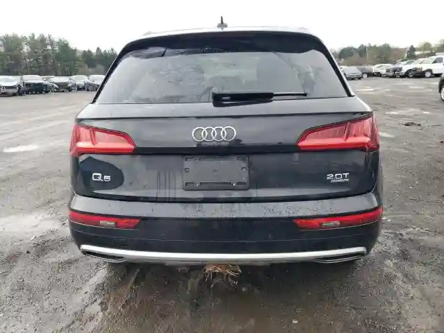 WA1BNAFY2J2247551 2018 AUDI Q5-5