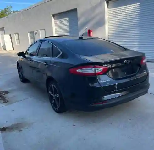 3FA6P0HD1FR219884 2015 FORD FUSION-2