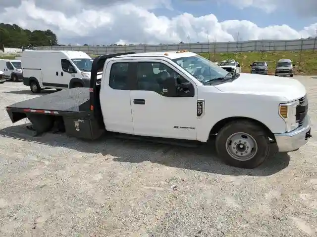 1FD8X3GT4KEG80115 2019 FORD F350-3