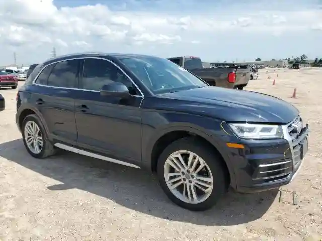 WA1BNAFY7J2177058 2018 AUDI Q5-3