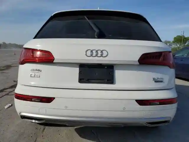 WA1BNAFY4J2230928 2018 AUDI Q5-5