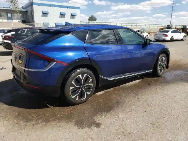 KNDC3DLCXR5159657 2024 KIA EV6 LIGHT-2