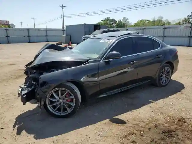 ZARFAEEN7H7548806 2017 ALFA ROMEO GIULIA-0