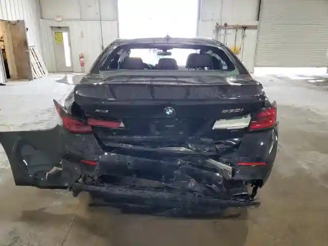 WBA13BJ01MCF14062 2021 BMW 5 SERIES-5