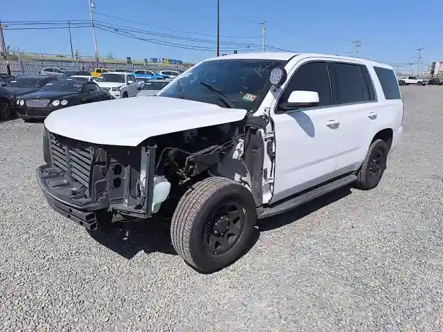 1GNSKDEC0HR319863 2017 CHEVROLET TAHOE-0