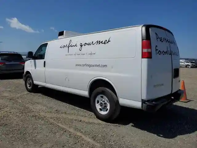 1GTZ7HFF8H1148979 2017 GMC SAVANA-1