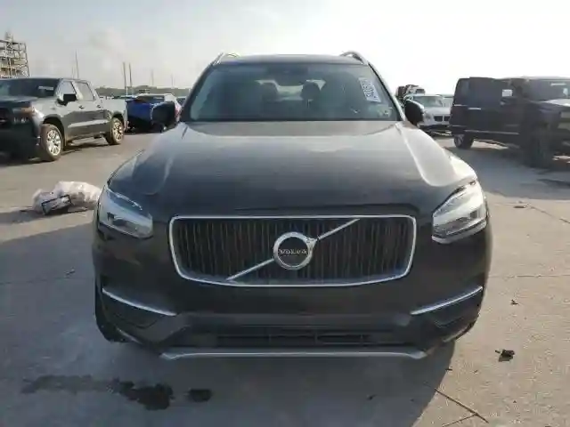 YV4A22PK2J1374944 2018 VOLVO XC90-4
