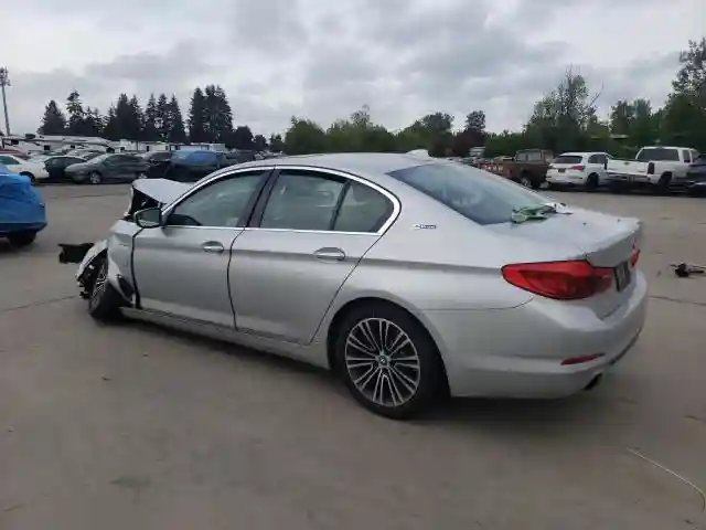 WBAJA9C53JB033199 2018 BMW 5 SERIES-1
