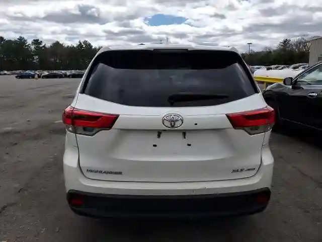 5TDJZRFH8HS399471 2017 TOYOTA HIGHLANDER-5