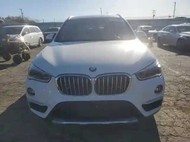 WBXHT3C34H5F76289 2017 BMW X1-4