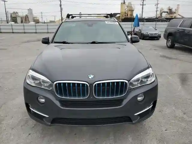 5UXKT0C54J0W00141 2018 BMW X5-4