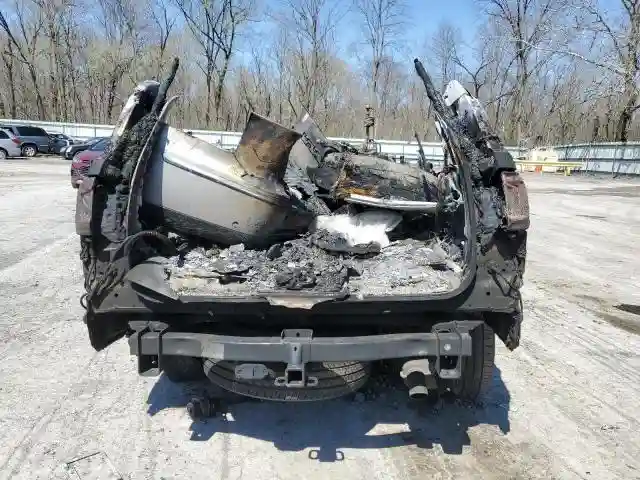 5LMJJ2LT2KEL23788 2019 LINCOLN NAVIGATOR-5