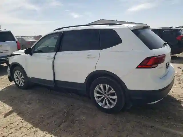 3VV1B7AX7KM188679 2019 VOLKSWAGEN TIGUAN-1