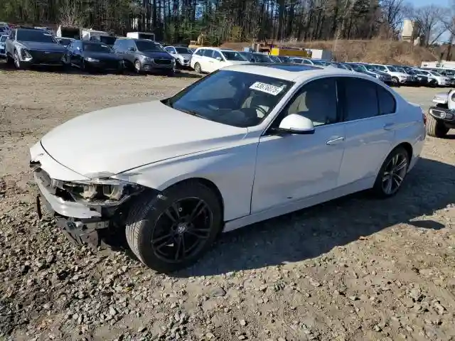 WBA8B9C51HK675636 2017 BMW 3 SERIES-0