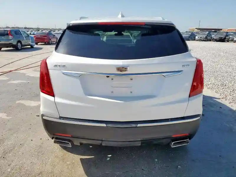 1GYKNBRS3HZ276751 2017 CADILLAC XT5-5