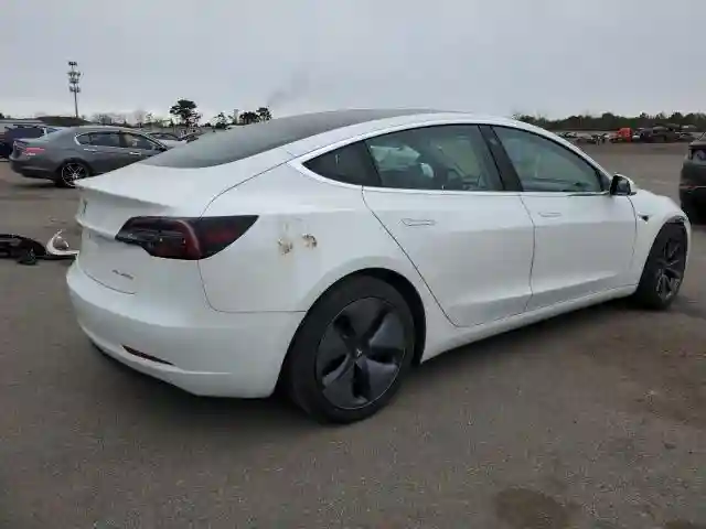 5YJ3E1EB3KF199256 2019 TESLA MODEL 3-2