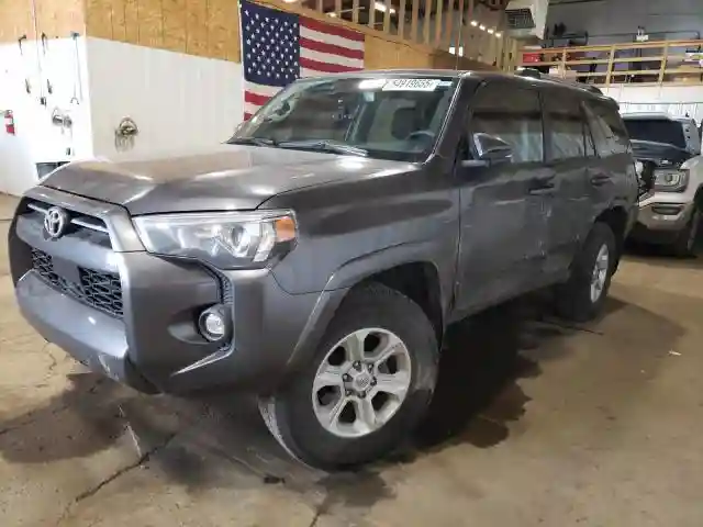 JTENU5JR9P6172664 2023 TOYOTA 4RUNNER SE-0