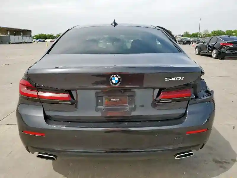 WBA53BJ05MWX21583 2021 BMW 5 SERIES-5