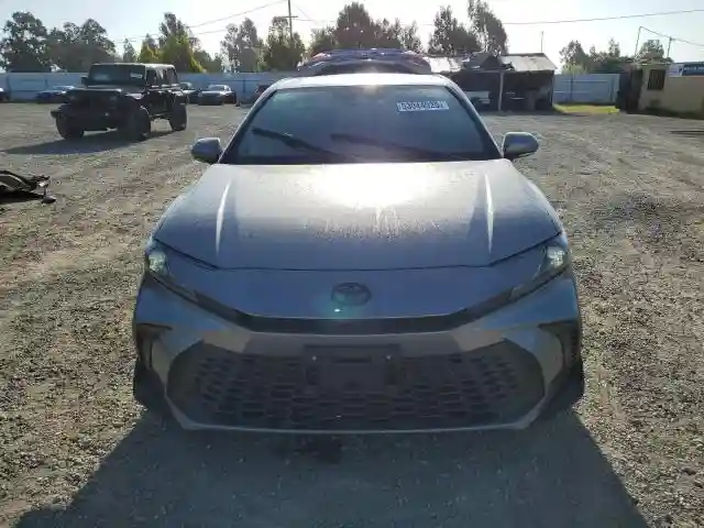 4T1DAACK1SU577998 2025 TOYOTA CAMRY-4