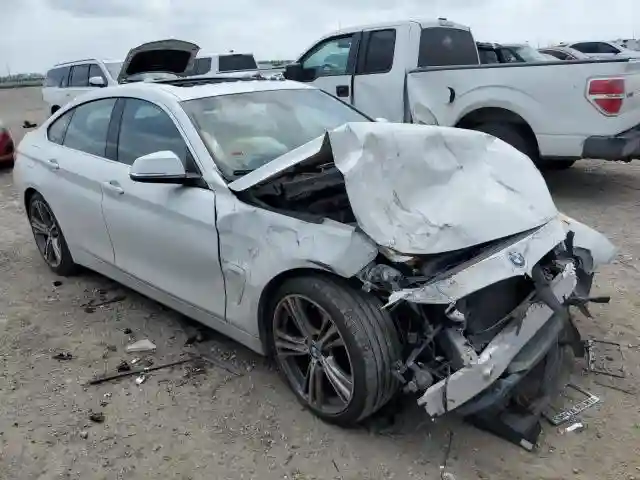 WBA4F7C55HG786295 2017 BMW 4 SERIES-3