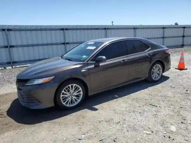 4T1B21HK7JU505828 2018 TOYOTA CAMRY-0