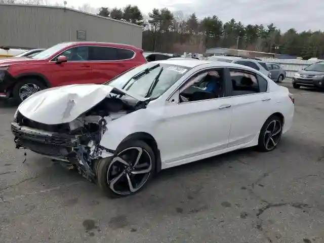 1HGCR2F51GA032558 2016 HONDA ACCORD-0