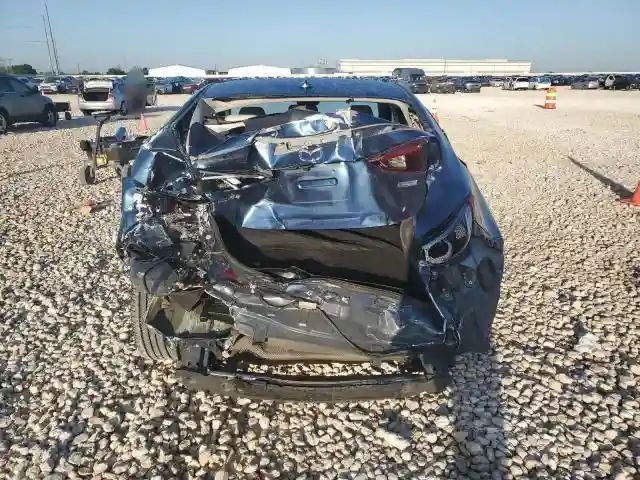 3MZBN1W32JM164055 2018 MAZDA 3-5