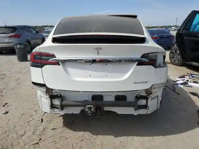 5YJXCDE40KF189634 2019 TESLA MODEL X-5