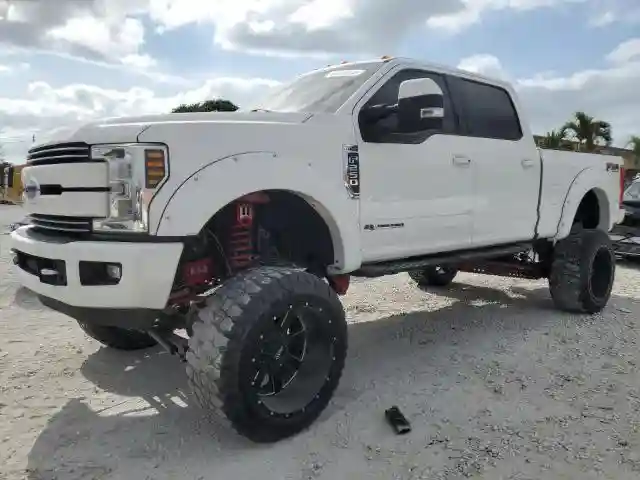 1FT7W2BT6JEB95882 2018 FORD F250-0