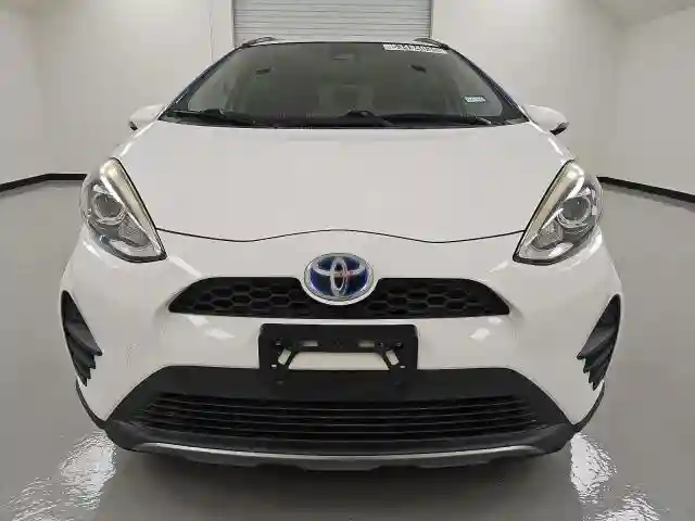 JTDKDTB39J1612926 2018 TOYOTA PRIUS-4