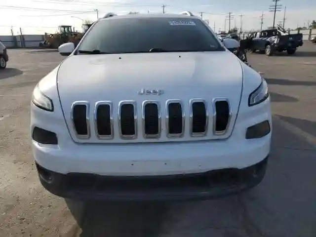 1C4PJLCB5HW596077 2017 JEEP GRAND CHEROKEE-4