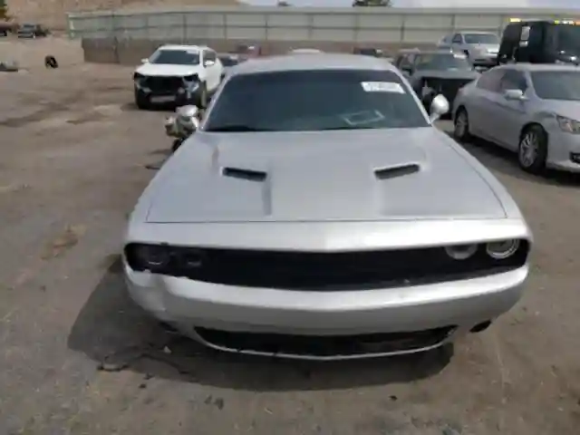 2C3CDZAG4KH636182 2019 DODGE CHALLENGER-4