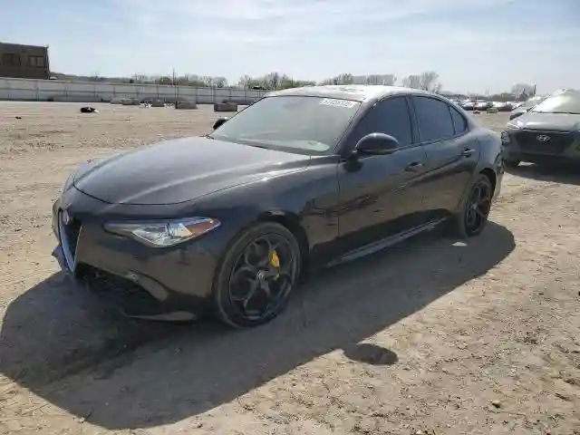 ZARFAEEN8H7538074 2017 ALFA ROMEO GIULIA-0