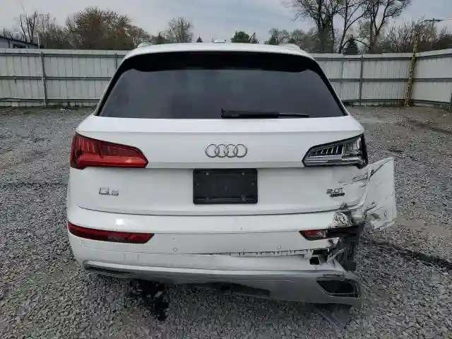 WA1BNAFY6J2173387 2018 AUDI Q5-5