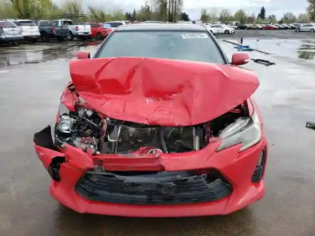 JTKJF5C75GJ018189 2016 TOYOTA SCION-4