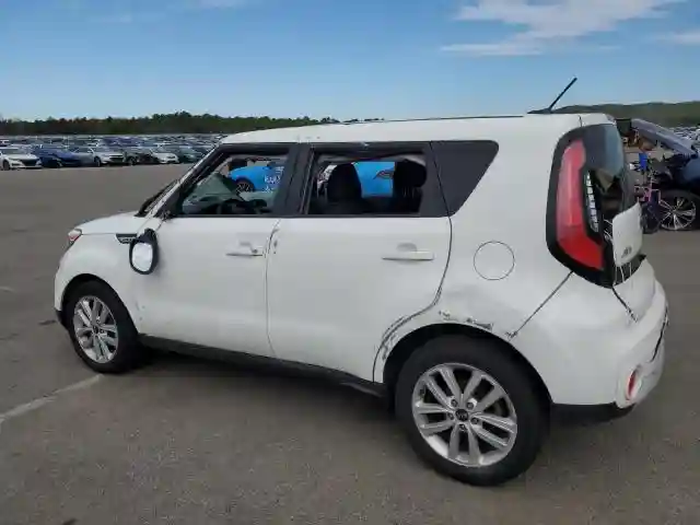 KNDJP3A54J7907256 2018 KIA SOUL-1