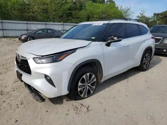 5TDGZRAH5NS544477 2022 TOYOTA HIGHLANDER-0