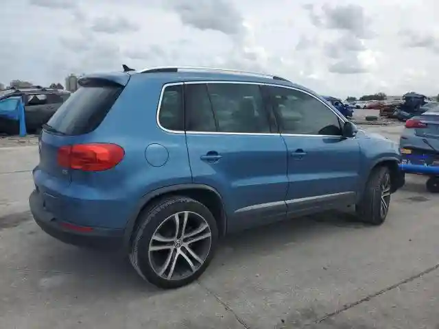 WVGVV7AX0HK016433 2017 VOLKSWAGEN TIGUAN-2