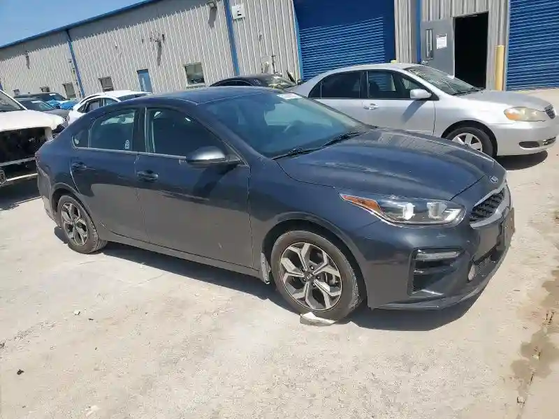 3KPF24AD4LE238894 2020 KIA FORTE-3