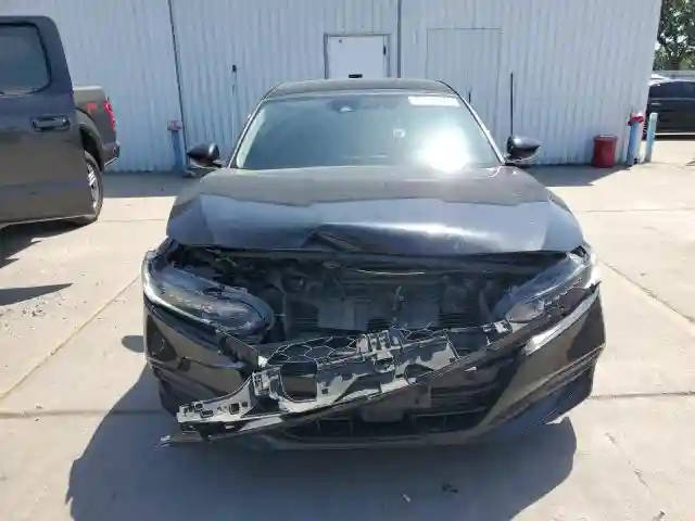 1HGCV1F15KA136319 2019 HONDA ACCORD-4